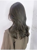 暗めカラーオリーブベージュロング韓国ヘア_ba539461