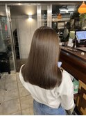 アッシュグレージュ