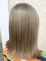 クレア バイ グレープバイン 金沢文庫(CLAIRE by GRAPEVINES)&nbsp;ベージュ／ダブルカラー／ミルクティーベージュ／ブリーチ