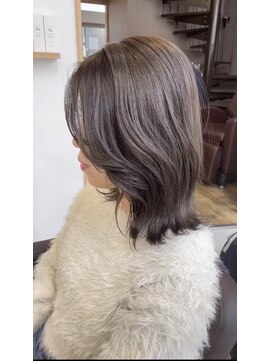 オリビアヘアー(OLIVIA HAIR) 赤みゼロの艶グレージュ