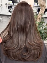 ヘアサロン リボーン(Hair salon Reborn)&nbsp;雰囲気のあるふんわりレイヤーカット