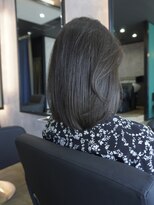 トラント ミル(TRENTEMILLE) ふんわり纏まるミディアムヘア