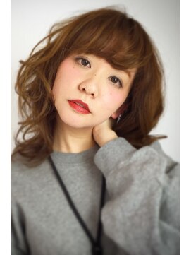 デフィー(DEFY) エッジーミディアムスタイル♪