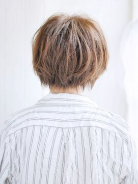 ヘアメイク ナル(hair make nalu) 丸みのあるショートボブスタイル