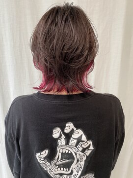 ツイギー 歩行町店(TWiGGY) 【ウルフ×レッドインナーback shot】