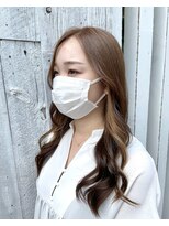 アン(Hair make un)&nbsp;ミルクティーベージュインナーカラー