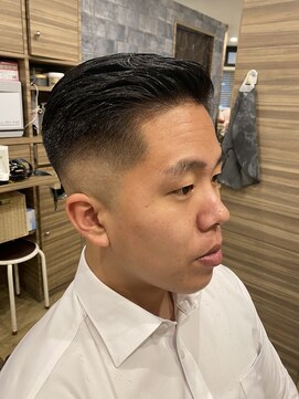 銀座マツナガ 神田店 男らしさ!全世代◎短髪七三スキンフェード大人ワイルド