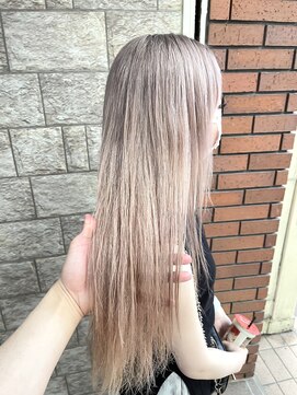 シェアサロンシエナ(share salon SCENA) ホワイトカラー