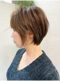 【mee.】ハセガワヒトシ　くびれ艶髪　ベージュショート