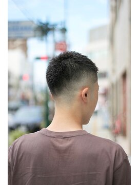 キングスマン トーキョー 国分寺(KINGSMAN TOKYO) アップバング/ツーブロック/スキンフェード[国分寺/国分寺駅]