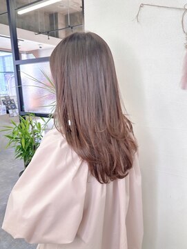 トリニティ 本厚木(trinity) ロングワンカールレイヤーカットピンクベージュ本厚木