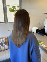 「髪に優しく、色鮮やかに。美しさが続くメテオカラー。]