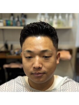 ディスイズザバーバー(This is The BarBer) 濡れパンスキンフェード