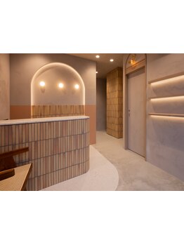 【uni by mily 四日市】大人気サロンの姉妹店◇人気の技術力をご体感下さい…[髪質改善/個室完備]