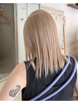 ラグヘアーワークス(LAG HAIR WORKS) ブリーチ×ブロンドカラー