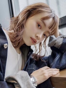 ギークス(GEEKS) 【GEEKS渋谷】オン眉/ミディアムレイヤー/冬カラー/ブリーチなし