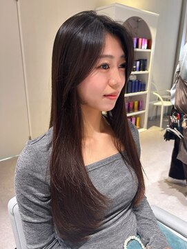 アム(amu) かきあげバング/ローレイヤー/ロングレイヤー/顔まわりカット