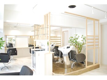 ミオ バイ レニア(mio by ReniA)の写真/【心斎橋/四ツ橋】お子さま同伴可◎駅近だから忙しい方もお子様と一緒に通いやすい♪動画配信サイト充実！