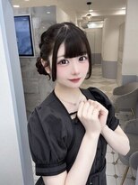 リルミー(Lilme) ワンホンレイヤー/ミルクティーブロンド/ダークブルー/名古屋