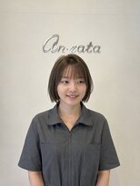 アンラタ(anrata)&nbsp;小顔見えレイヤーカット×透明感カラー
