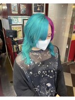 トミー(TOMMY)&nbsp;ブリーチカラーカット/派手髪/ウルフカット