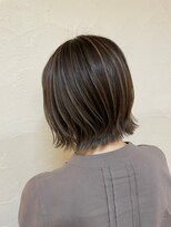 フィックスヘアー なんば(FIX-hair)&nbsp;外ハネショート/ハイライト/グレージュアッシュ/ボブショート