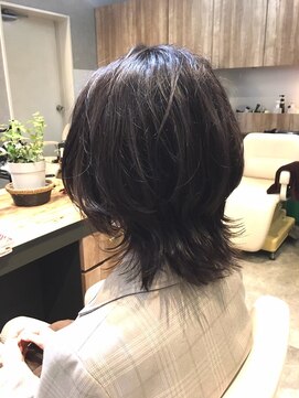 ブラン(Blanc) 外ハネウルフスタイル