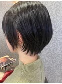 黒髪ショートヘア