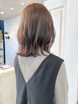 キャアリー(Caary) 福山市美容室Caary人気 可愛い透明感ベージュカラーミディアム