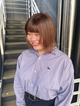 シオ ヘアー デザイン(Sio. hair design) 切りっぱなしボブ／顔周りレイヤー