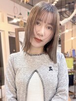 ソーイ(sowi)&nbsp;ミルクティーベージュ×ポイントレイヤーボブ【@sowi_abe】