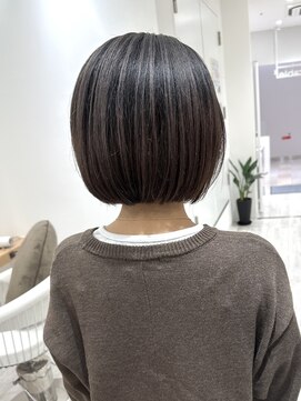 アドラーブル ココロ 新潟(adorable CoCoLo) 20代30代40代ベージュ暖色系カラー大人ボブ透明感小顔