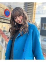 スリーヌーン(THREE noon)&nbsp;ハイトーンロング　　くすみベージュ