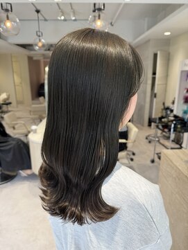 ミズチャーム(Ms.CHARM) 艶髪/オリーブグレージュ/くびれヘア/顔周りカット