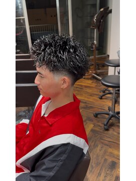 スキル(SKILL) 【SKILL】メンズ/ブリーチ/眉毛/パーマ/フェザーパーマ/