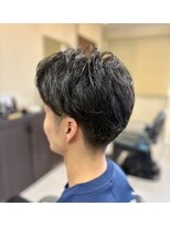 エヌハブル(N-Huble)&nbsp;ツーブロックナチュラルスタイル