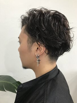 アリウス(ALIUS by posh) 【ALIUS 池袋 小川真一】刈り上げ前下がりスパイラル