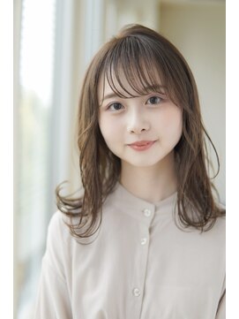 グリッター 泉中央店(GRITTERs) 透明感抜群♪外ハネミディ