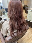 ピンクベージュ