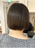 ショートボブ切りっぱなしベージュカラーダブルカラー20代30代