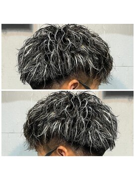 プラーチェ 古淵店(Plaatje) メンズ ハイライト メッシュ ツイストスパイラル 白髪ぼかし可