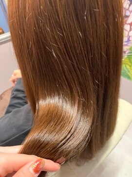 ロアゾブルー(L'oiseau Bleu) メンテナンスカラーで髪を修復