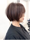 黒髪　ボブルフ　ネビージュ　小顔　ワンレン　スペインカール