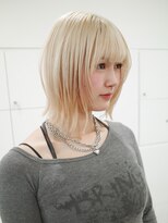 カシェル トウキョウ(Cashel Tokyo)&nbsp;ハイトーンボブ ホワイトブロンド レイヤーボブ ハッシュカット