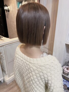 キャアリー(Caary) 福山美容室caary切りっぱなしボブ透明感イルミナカラー20代30代