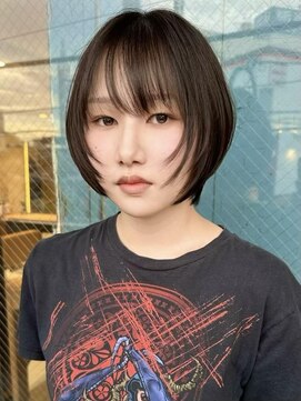 ボコカ(bococa) ショートボブ顔周りレイヤー黒髪