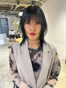 キャロルガーデンズ ボコカ 表参道(Carroll Gardens bococa) 【kacho】くすみブルー レイヤーカット