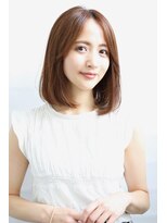 クロスオーバー(Cross Over)&nbsp;大人可愛いロングボブスタイル