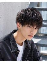 バグズ(Baguz) 王道波巻きツイストスパイラルセンターマッシュ