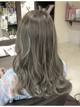 グランドヘアメイクノア(Grand Hair Make NOAH) アッシュベージュカラー